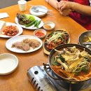 연남동 밥집 송가네 감자탕 본점 | 부모님과 함께한 한식 잔치상 후기