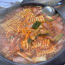 큰마루감자탕 부대찌개 이미지