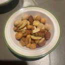 애플몽키다산점 | [내돈내산] 힙하고 분위기 있는 잠실 데이트 와인바 맛집 "콤마" 솔직 리뷰(메뉴, 가격, 분위기)