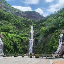 인공폭포 이미지