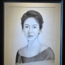 콩테연필초상화 이미지