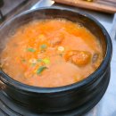 모퉁이집 이미지