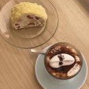 탄방초등학교 | 탄방동 신상 크림밀 카페☕ | 딸기 크레이프와 바몬드 크림 라떼 후기