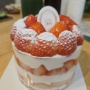 4914 | [내돈내산]키친205 딸기케이크 찐 후기!(잠실 롯데월드몰점vs신세계백화점 강남점)