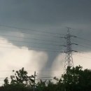 토네이도 이미지