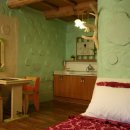 돌배나무 세그루 이미지