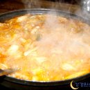 통돼지두루치기 이미지