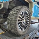 더쎈 타이어 이미지