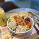 [맛집 리뷰] 읍천리 382 구로구청점 - 포케 샐러드, 카야 잼 와플, 그리고 고구마 음료