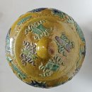 ★淸 道光 黃釉 法華彩 陰陽刻 五瑞獸 如意頭 雷 器皿圖紋 有蓋瓷壇 高16.7 口徑12.3 底徑12 腹徑19 이미지