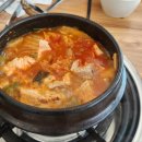 돈가네 김치찌개 이미지