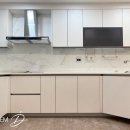 엠.코너 이미지