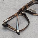 안산안경숲 | 세련된 도시적 무드, TVR 챕터 5와 에실로 바리락스 피지오 익스텐시의 만남 - 안산안경숲