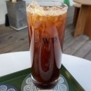 망원동 조용한 카페 l 분위기 좋고 크로플이 맛있는 더블류피 2호점(WP커피)