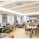 썸(Thumb) | 🌸[서울] 은평구 실버타운, 원예프로그램 생화 꽃꽂이 수업 후기