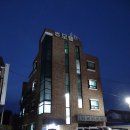 홍기와 모텔 이미지