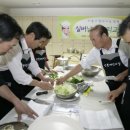 실버 남성요리 이미지