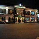 옥토버하우스 이미지