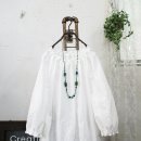 아사 줄자수 셔링 블라우스 이미지
