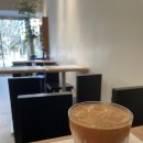 롬브 커피 하우스 이미지