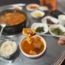 서영이네 생고기 | 안산찌개 맛집 골목집에서 기본에 충실한 묵은지김치찌개 즐기기