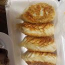 후야네손만두 이미지