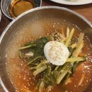 돈쌈냉면 이미지