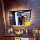 노리터PC카페플러스 | [서울/마포 만화카페] 홍대 실내 데이트 카툰플러스 만화카페