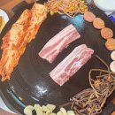 원동흑돼지 이미지