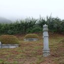 오월에윤 이미지