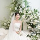 포마이댕 | 수원 더마레보 밝은홀 본식스냅 후기｜꽃길필름
