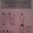남자 화장실에서의 예의 - Proper Urinal Etiquette 이미지