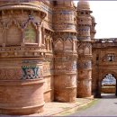 박일선의 2005년 중인도 여행기(11) - Gwalior, 웅장하고 아름다운 요새 궁전 이미지