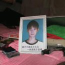 Grieving Chinese Parents Wait for Answers about Shoddy Schools 이미지