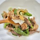 한 그릇으로 충분한 덮밥 요리 이미지