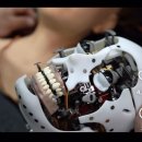 AI 로봇과 토이인형의 결합 인간의 대체 영역확대 과학 이미지