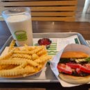 쉐이크쉑천안점 이미지