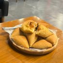 [카페] 춘천 동면 장학리 로티보이, 조용하고 카공하기 좋은 모카번 맛집