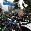 폭동 진압하듯 비폭력 집회 해산…경찰, 대법원 판단도 무시-한겨레 이미지