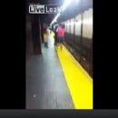 혐오)뉴욕지하철 취객 감전 사망사고 이미지