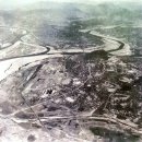 이우상(28회, 전 대한항공 B-747 기장) 동문 춘천시청에 사진 기증 이미지