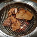 오늘 저녁은 뜨끈한 된장찌개에 숯불에 구운 돼지갈비 어때? 서울 마포구 마포역 돼지갈비거리 이미지