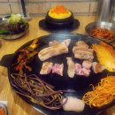 진미솥뚜껑식당 이미지