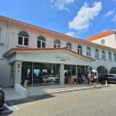 푸른잔디 | 춘천 산토리니 카페 후기 – 푸른 하늘과 잔디, 그리고 감동의 뷰