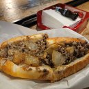 위알 필라델피아 - 신사 가로수길 필리치즈 스테이크 맛집