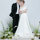 구호스튜디오 하얀배경 스탠딩 플라워디렉팅 후기