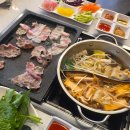 뽀꼬팡 회기점 | 경희대 근처 맛집 육채미 경희대점, 고기 샤브샤브 월남쌈까지 무한리필 후기