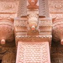 인도 네팔 배낭여행기(7).... 무굴(몽고라는 뜻)왕국의그라의 아그라 성채(아들이 아버지를 폐위하고 유폐한 성으로도 유명) 이미지