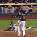 세이프를 위해 헤드 퍼스트 슬라이딩하는 구자욱 이미지