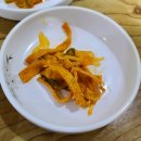 토속음식전문점 &#39;뚱이네 맛집&#39;에서 홍합밥, 해물칼국수로 저녁식사 / 진촌리 &#39;백령한틀집&#39; 민박 숙박 후기